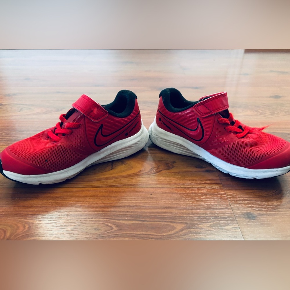11C Toddler Nike Athletic Sneakers
